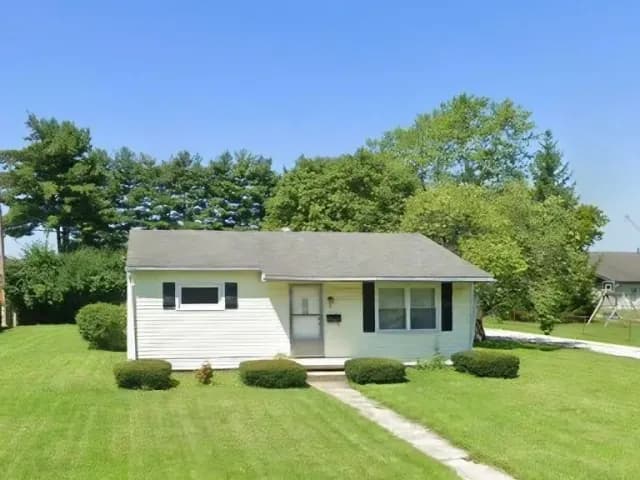 Lenfesty Ave, Marion, IN 46952
