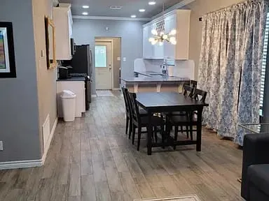 Carle Ave, San Antonio, TX 78204