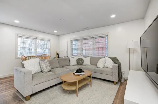 Beautiful 3BR/2BA Furnished House for Rent Near Fountain Square