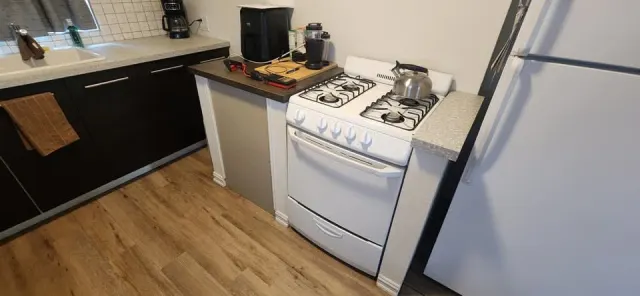 Cozy 2BR/1BA House for Rent – Great Location