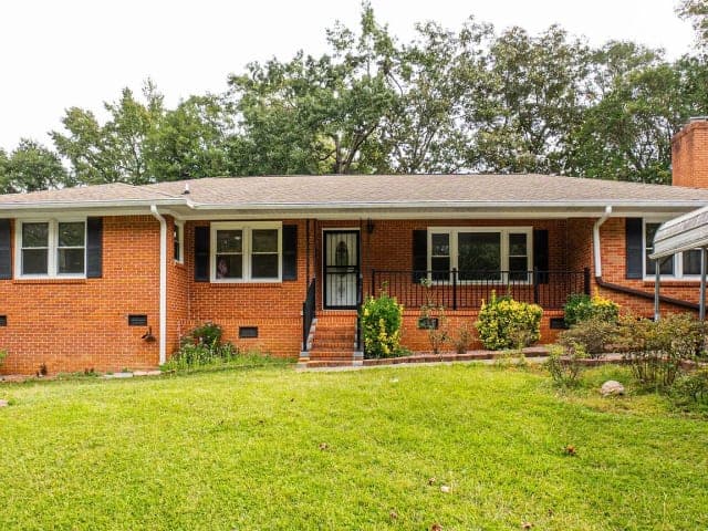 Beautiful & Inviting Home for Rent in Sumter, South Carolina