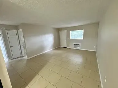 South St, Leesburg, FL 34748