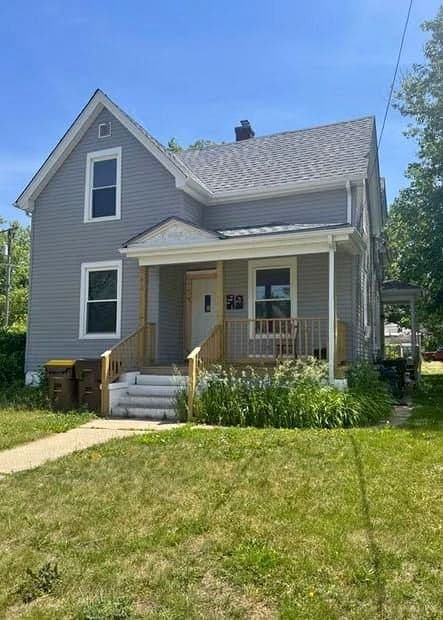 906 S 5th St, Rockford, IL